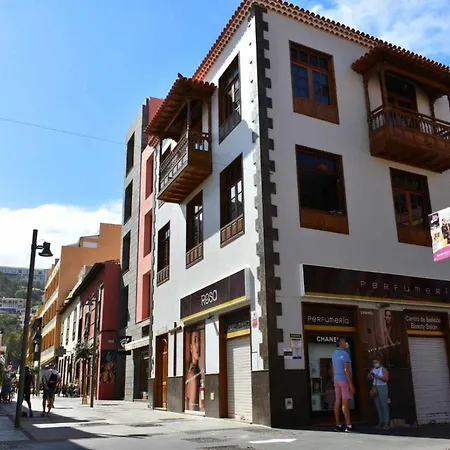 Central And Bright Y2 Puerto de la Cruz (Tenerife)